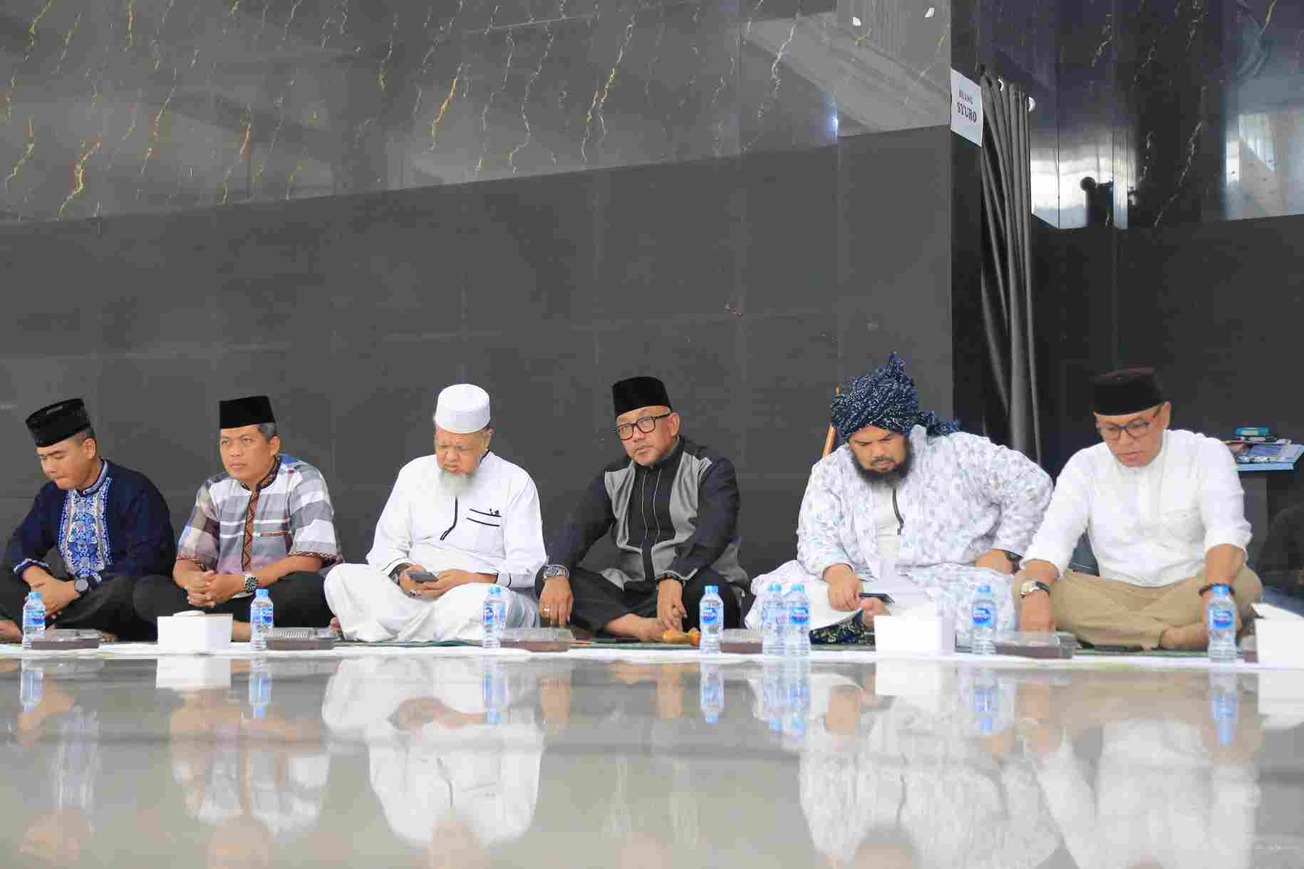 Pemko Tanjungpinang saat merayakan 1 Muharram 1447H di Masjid Baiturahman Tanjungpinang, siang tadi. (ft kominfotpi)