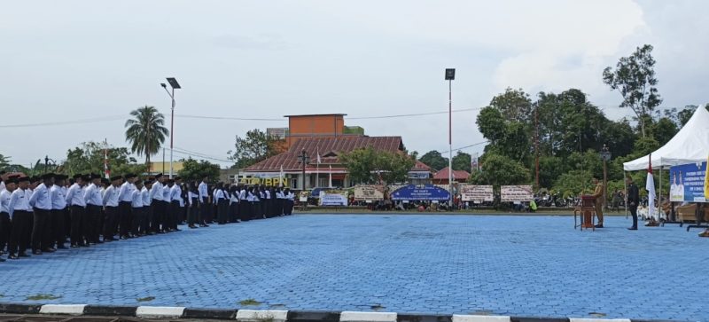 Suasana pembagian SK PPPK tahap dua bagi 451 di Pemkab Lingga, beberapa waktu lalu. (ft wandi)