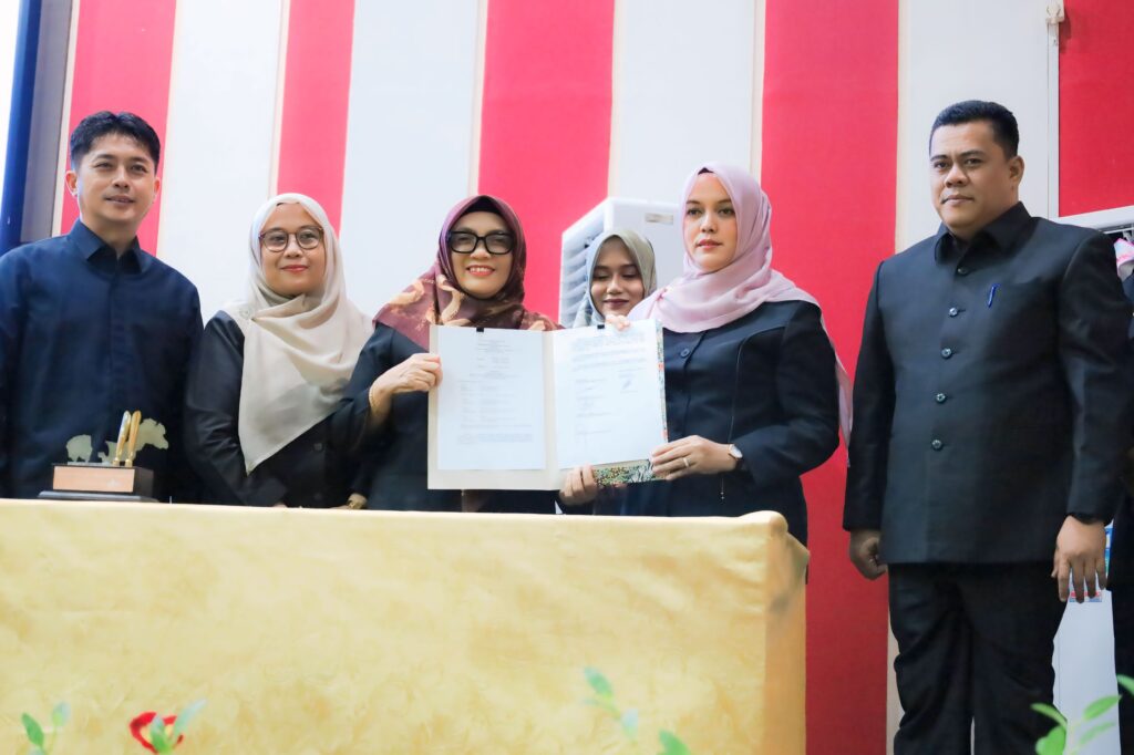 Nota Pengantar Rancangan Kebijakan Umum Anggaran (KUA) serta Rancangan Prioritas dan Plafon Anggaran Sementara (PPAS) Tahun Anggaran 2026 dalam Rapat Paripurna yang berlangsung di Ruang Sidang DPRD Bintan, Selasa (11/11/2025). (ft mcbintan)