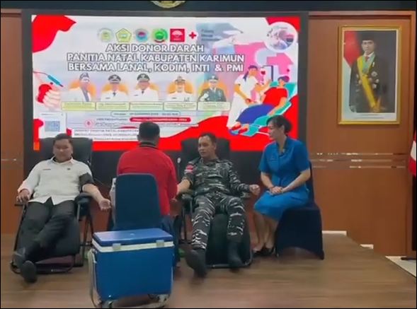 Sambut Natal: Lanal TBK Gelar Aksi Donor Darah, Konsultasi Kesehatan, dan Bagikan Sembako