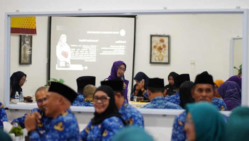 Tim Pembina Posyandu Lingga saat menguatkan koordinasi lintas sektor, kemarin. (ft wandi)