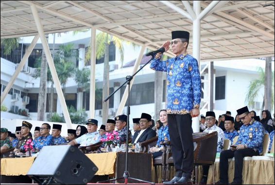 Wali Kota Amsakar Dorong ASN Beri Layanan Cepat dan Guru Lahirkan Generasi Digital di Momentum HUT Korpri dan PGRI