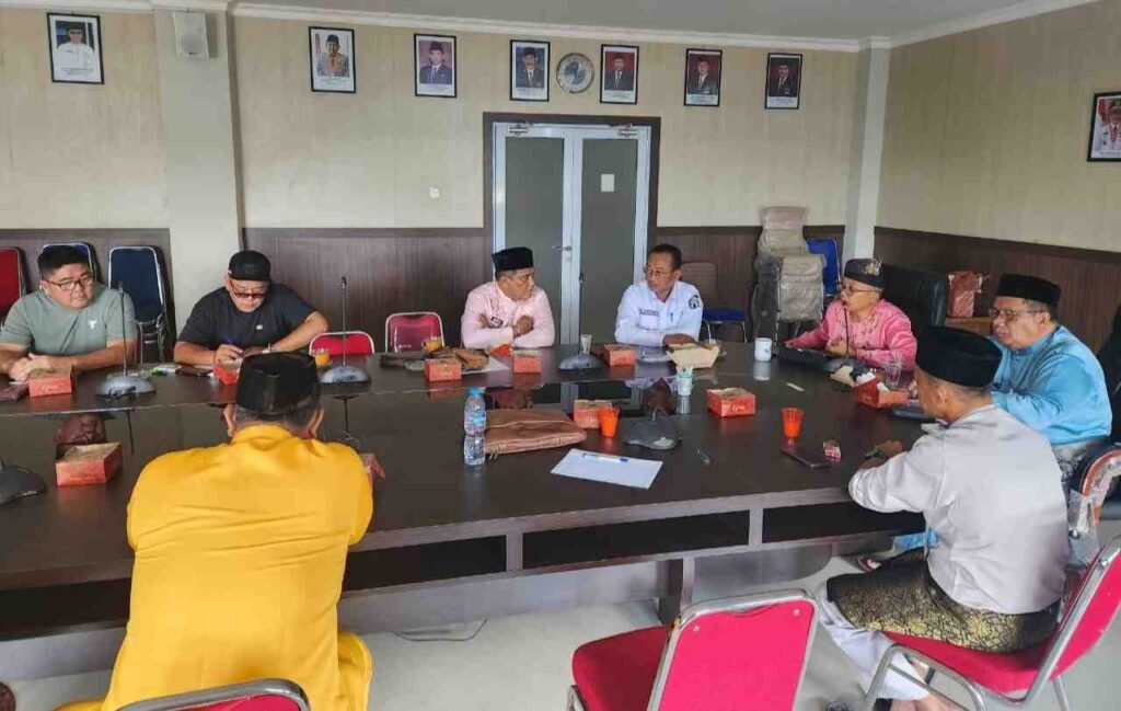 Dispora Tanjungpinang dan KONI Kepri saat rapat persiapan Porprov Kepri 2026, pagi tadi. (ft nas)