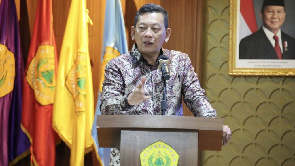Ketua KY Abdul Chair dalam Seminar Implementasi KEPPH di Kalangan Hakim yang digelar di Universitas Pakuan, Bogor, Jawa Barat, kemarin. (ft infopublik)