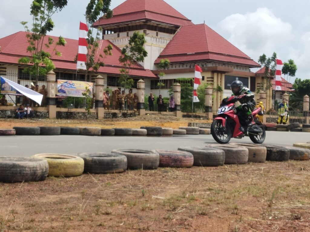 Salah satu venue grasstrack di Tanjungpinang untuk menyambut Porprov Kepri 2026. Foto beberapa waktu lalu. (ft istimewa vneewsclick))