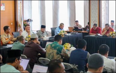 Sinkronisasi Lahan Investasi dan Kebutuhan Rakyat, Bupati Karimun Bahas Revisi RTRW dengan DPRD Kepri
