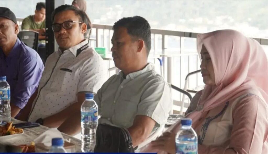 Jajaran Pemkab Anambas saat menggelar coffee morning bersama insan pers, beberapa hari lalu. (ft kominfoanambas)