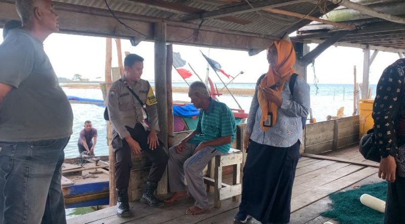 Seorang warga yang terlantar di Dabo singkep, kemarin. (ft wandi)