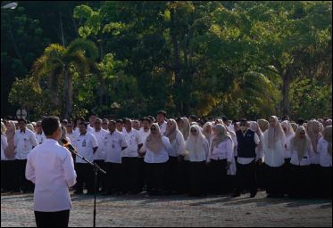 Apel Perdana Pasca-Lebaran, Bupati Iskandarsyah Targetkan PAD Karimun Tembus Rp1,8 Triliun