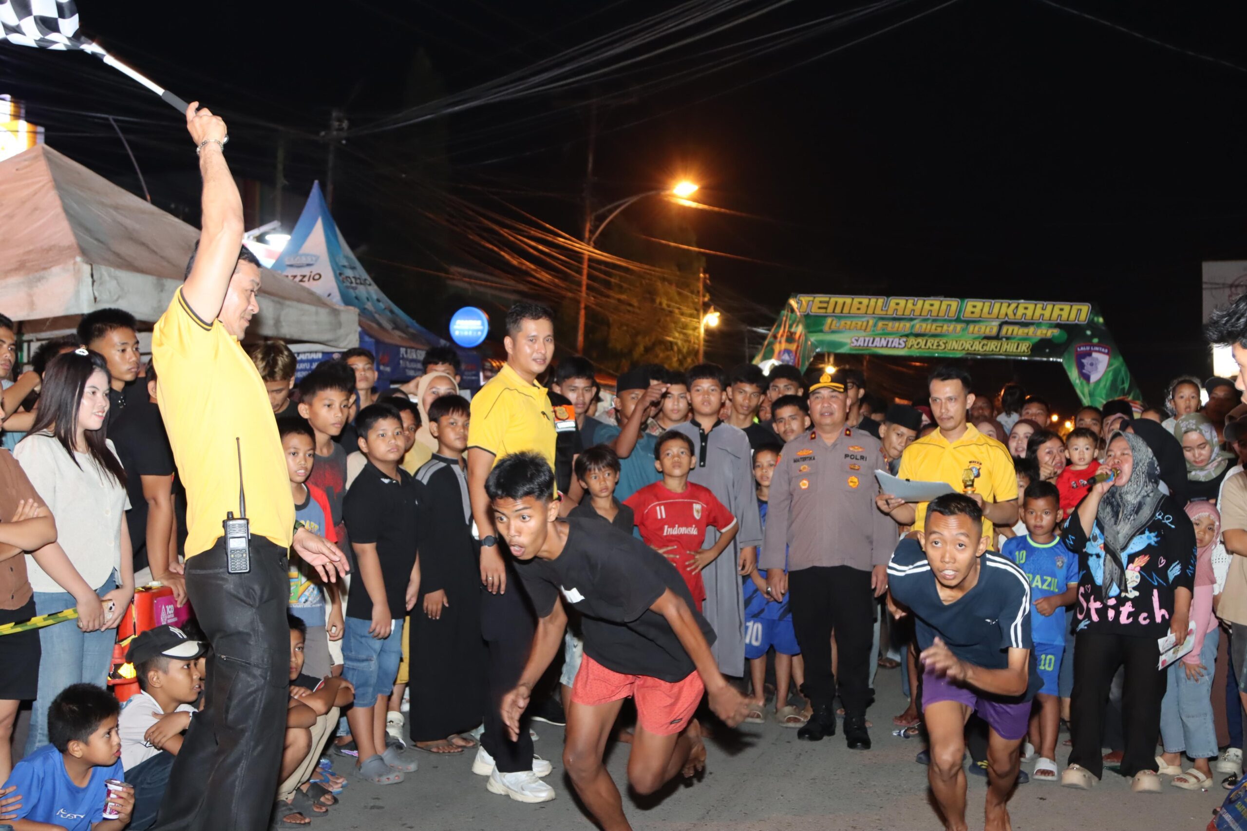 Lomba Lari Fun Night 100 Meter 2026, Polres Indragiri Hilir Ajak Generasi Muda Jauhi Balap Liar