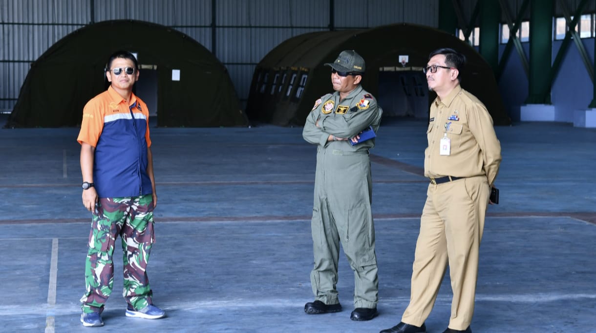 Danlanud RSA Tinjau Kesiapan Operasi Modifikasi Cuaca untuk Antisipasi Karhutla di Natuna