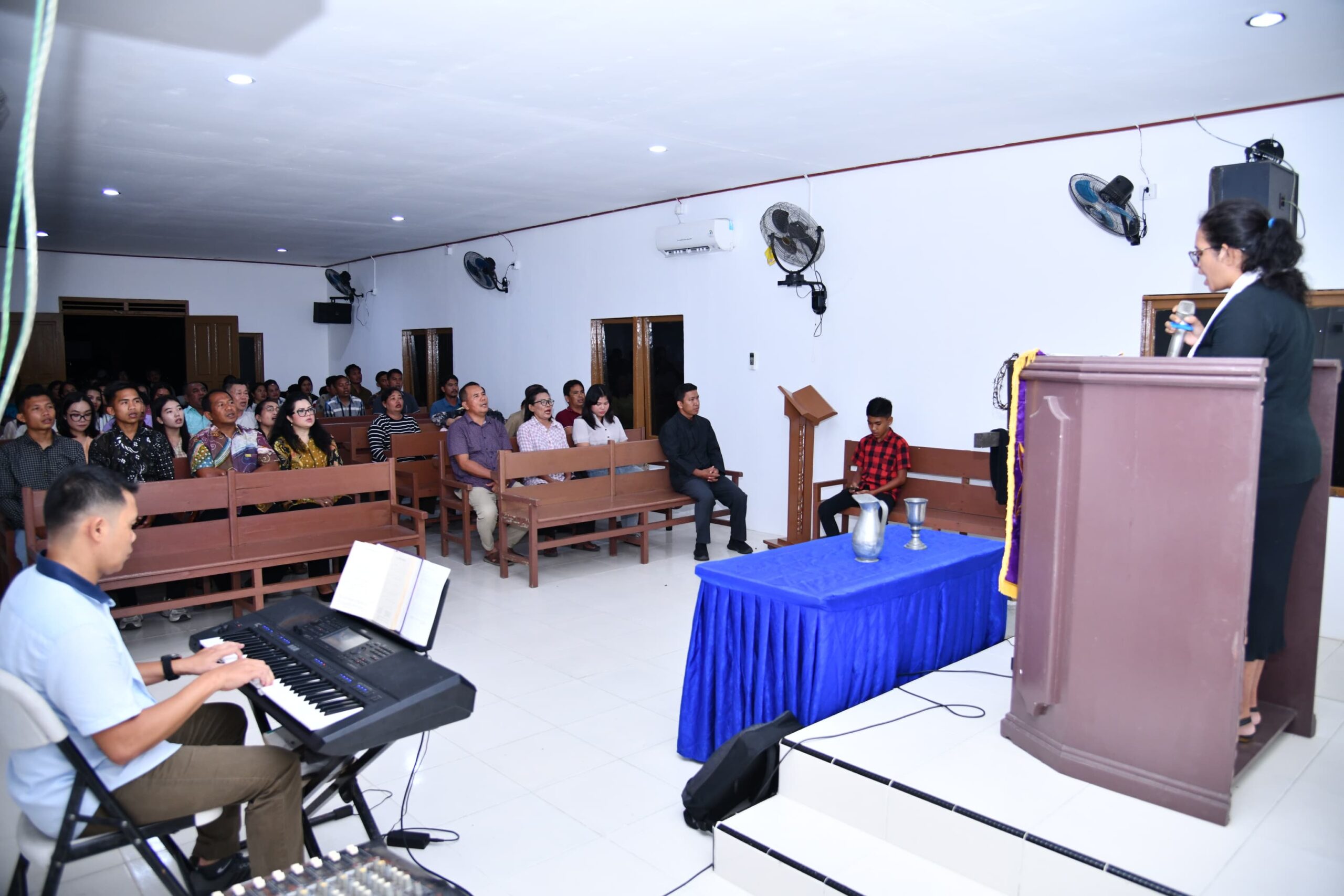 Danlanud RSA Natuna Ikuti Ibadah Sabtu Teduh di Gereja Bukit Kasih