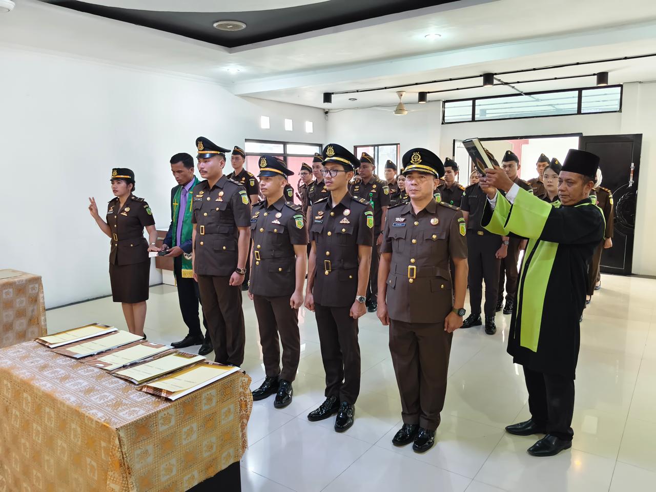 Kejari Natuna Lantik Pejabat Baru, Perkuat Kinerja dan Integritas Penegakan Hukum