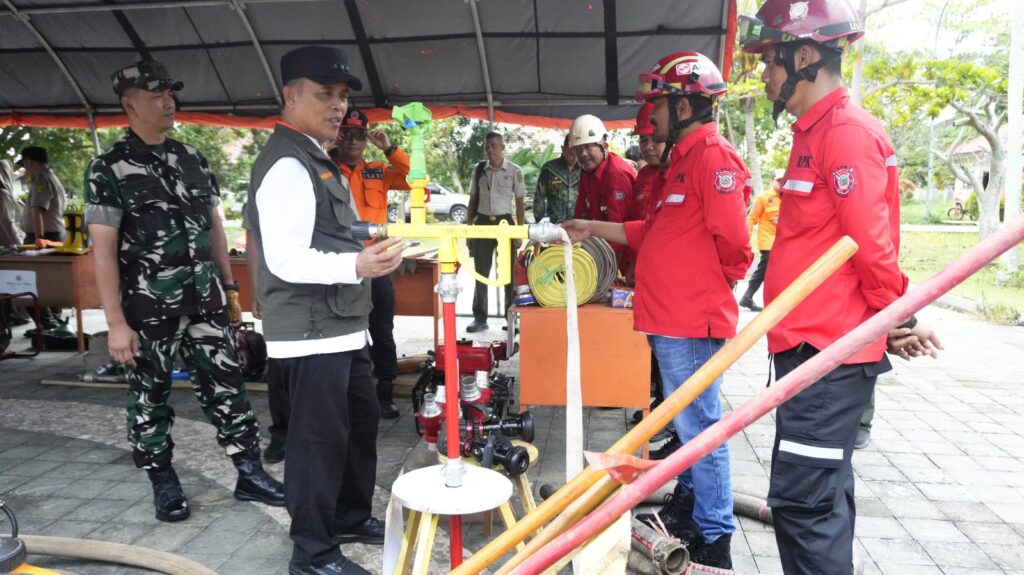 Bupati Herman usai memimpin Apel Siaga Darurat Penanggulangan Bencana Karhutla Kabupaten Indragiri Hilir Tahun 2026, pagi tadi. (ft muhamad)