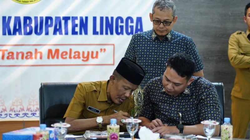 Sekda Armia saat acara bersama BPJS, kemarin. (ft wandi)