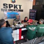 Pengobatan gratis di Pelabuhan Karimun, pagi tadi. (ft rusdianto)