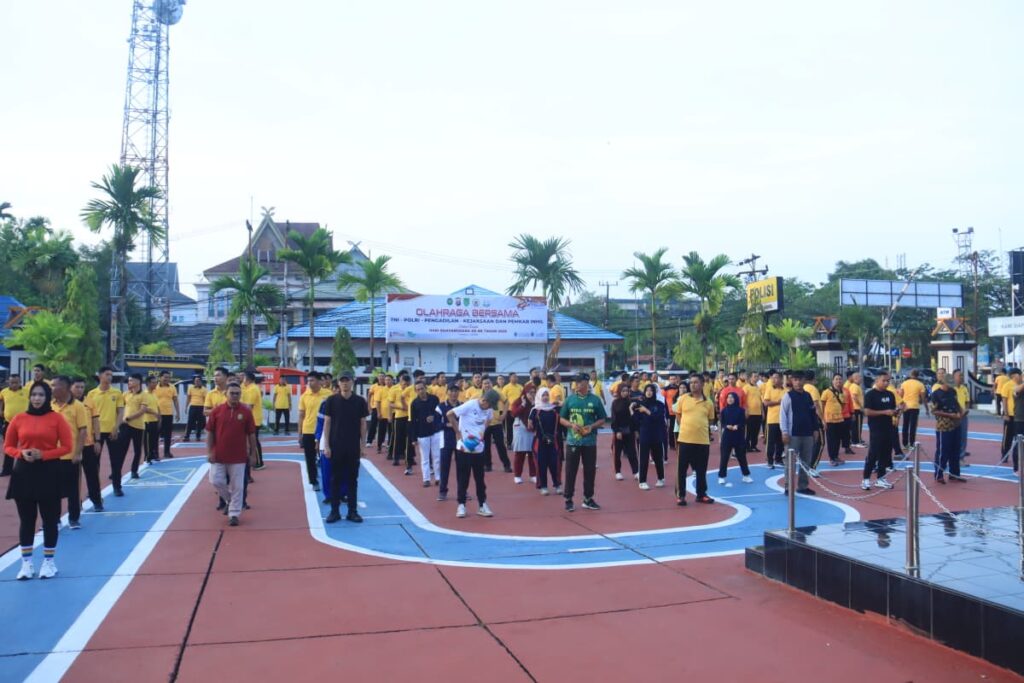 Polres Indragiri Hilir menggelar Pekan Olahraga Polri yang dirangkaikan dengan kegiatan bakti sosial, kemarin. (ft humaspolresinhil)
