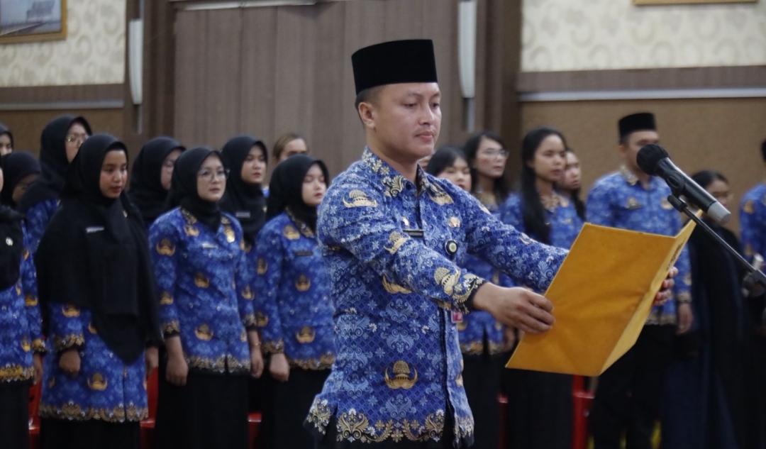 Suasana pelantikan pegawai di Pemkab Karimun, pagi tadi. (ft potretkepri)